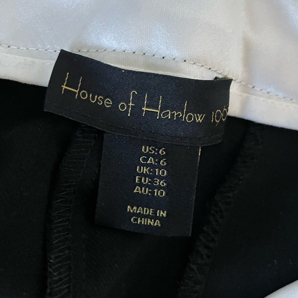 NWT🔖 House Of Harlow 1960 | Satin White Peep Waistband Trousers - Medium - Picture 3 of 7